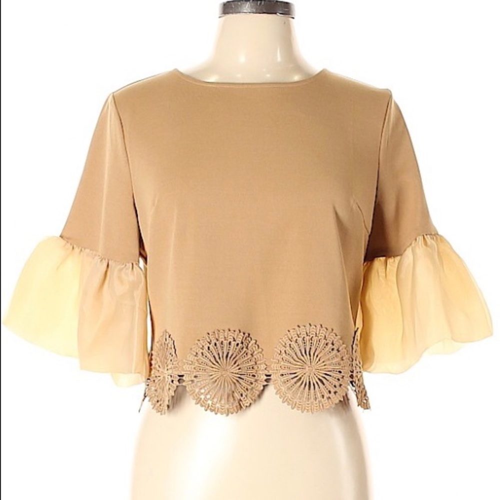 GRACIA Puff Sleeve top